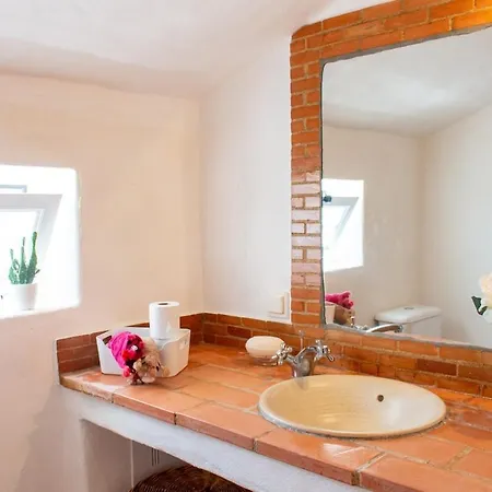 Window To The Valley *