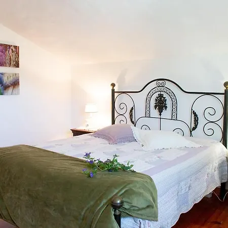 Window To The Valley Santo Isidoro